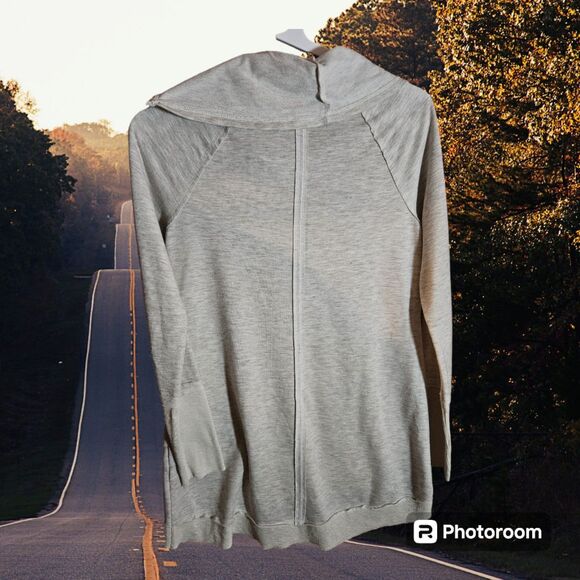 Maurices Side‎ Zip Pullover Size S - Picture 2 of 2